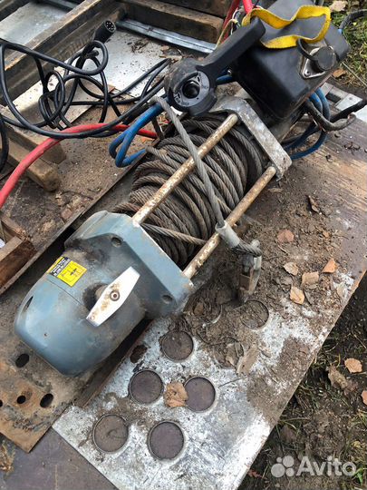 Лебедка электрическая 12v