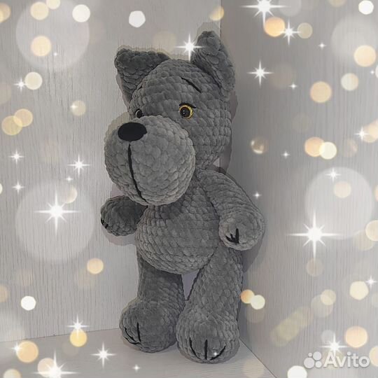 Игрушка вязаная Волк