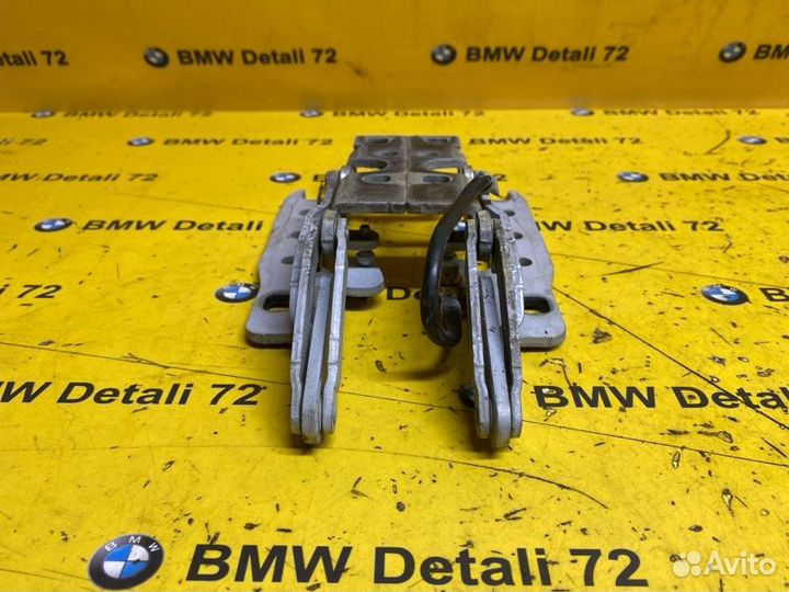 Петли капота Bmw 7 E65 N62B48 2006