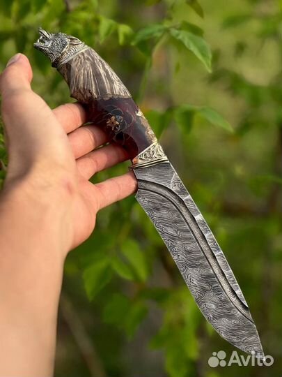 Нож из дамасской стали