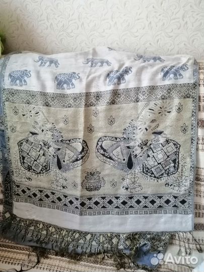 Шарфы и палантины