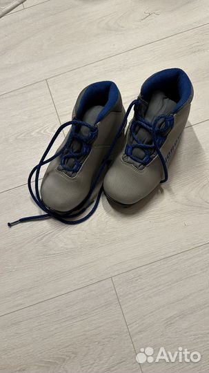 Лыжные ботинки