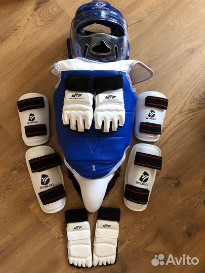 Защита и форма для Тхэквондо