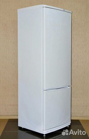 Холодильник Атлант. В сост. Новой