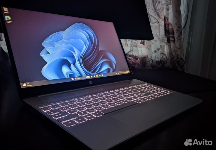 Ноутбук HP 15s-eq2704nw