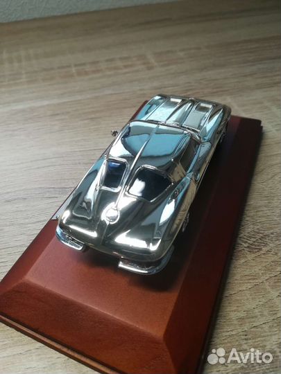 1:43 Chevrolet Corvette Stingrey Atlas