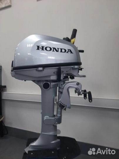 Лодочный мотор Honda BF 5 DH SHU