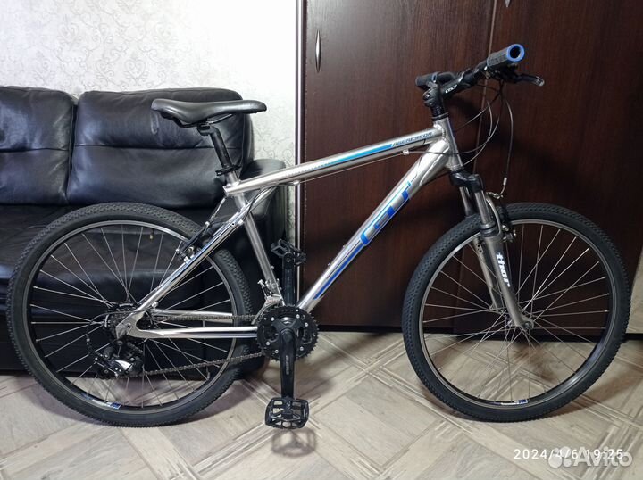 Горный велосипед GT