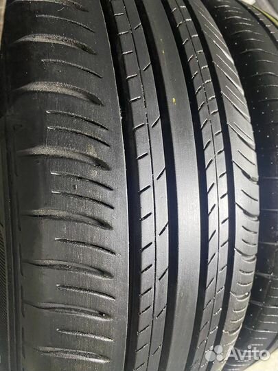 Dunlop Enasave EC300+ 215/60 R17
