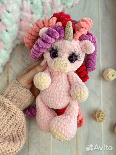 Плюшевые игрушки, вязаные. Зайка, единорог