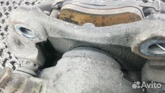 Суппорт тормозной передний левый mercedes benz E-c