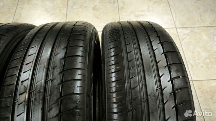 Triangle Sportex TSH11 215/55 R18