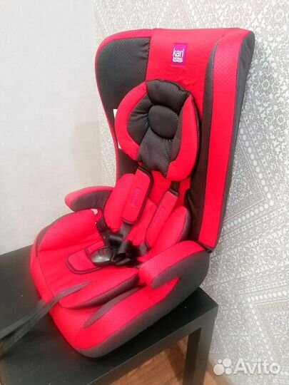 Автомобильное кресло