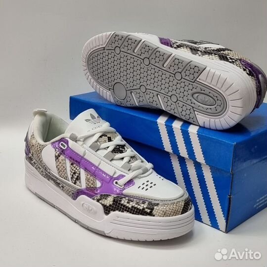 Кроссовки adidas