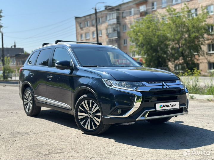 Mitsubishi Outlander 2.0 CVT, 2020, 70 000 км