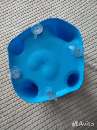 Стульчик для купания в ванной