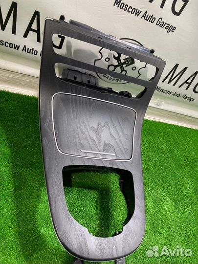 Консоль центральная передний Mercedes-Benz E 238