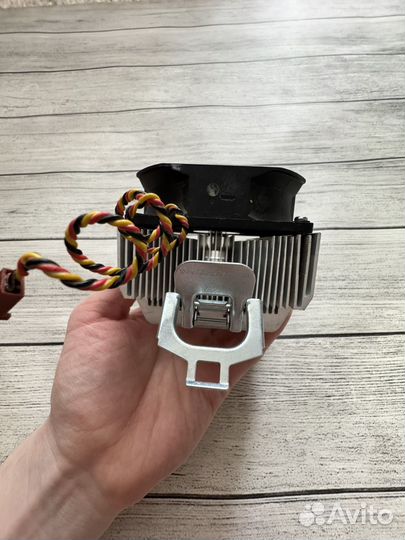 Кулер охлаждения процессора
