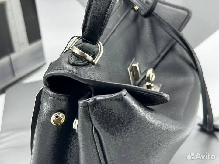 Женская кожаная сумка Balenciaga Rodeo