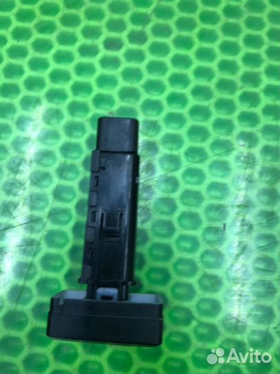 Кнопка Kia Cerato седан G4ED 2006