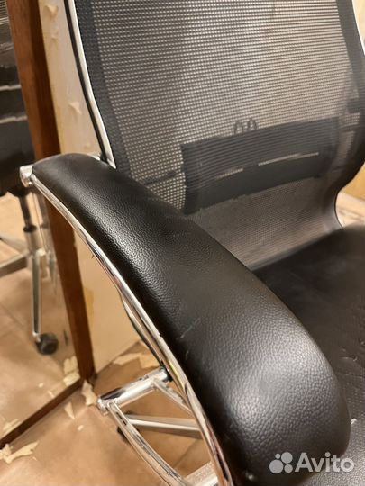 Компьютерное кресло