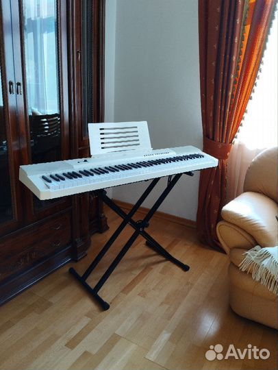 Цифровое пианино Tesler KB-8850 белый