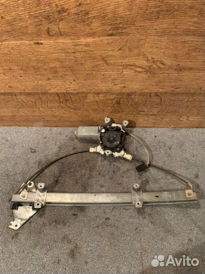 Стеклоподьемник водительский nissan primera p11