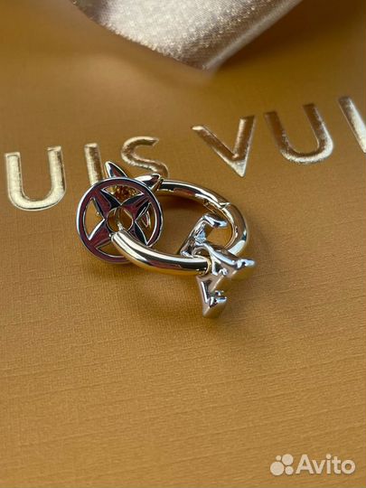 Серьги louis vuitton