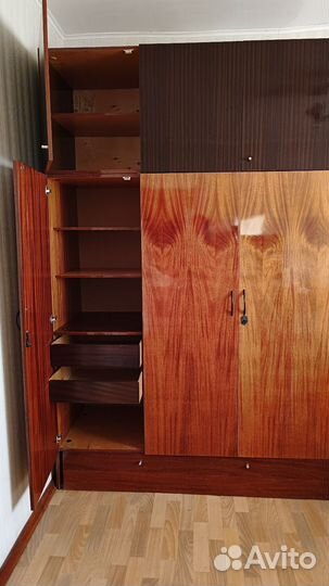 Шкаф распашной бу