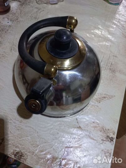 Чайник со свистком