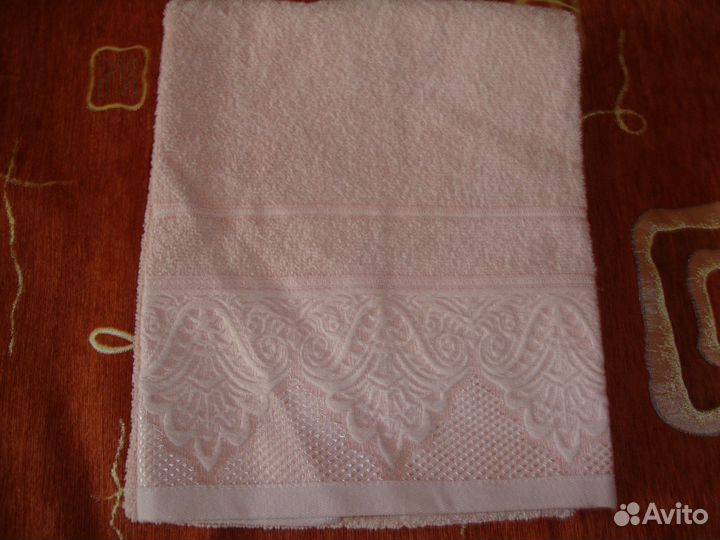 Махровые полотенца новые