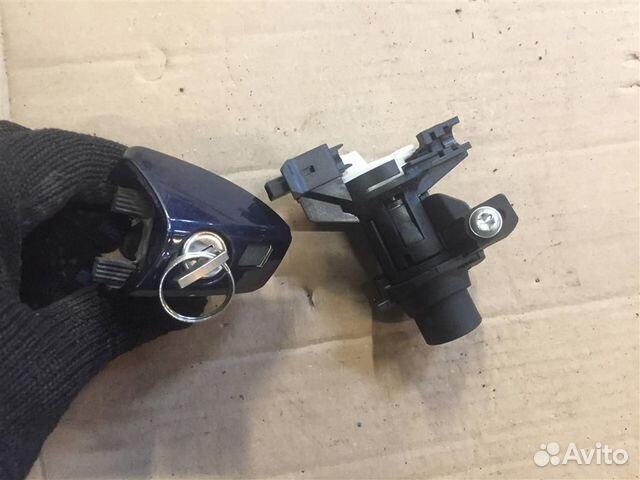 Комплект личинок с ключом Mercedes-Benz W204 C-cl