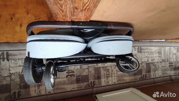 Прогулочная коляска для двойни Pituso Duocity