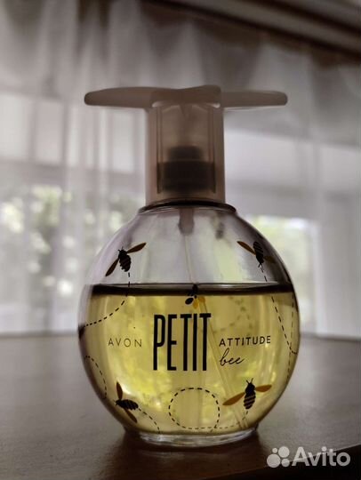 Эйвон Петит Би