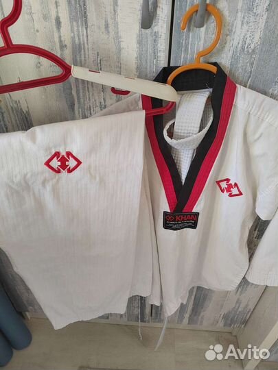 Костюм для тхэквондо