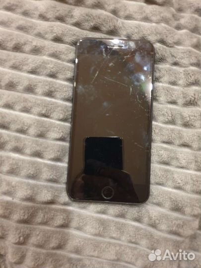 Телефон iPhone 7 plus