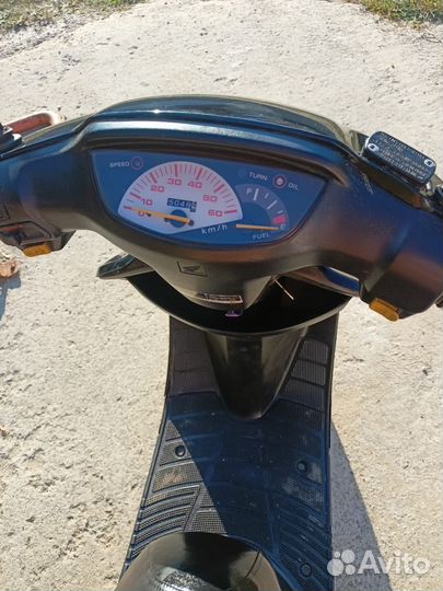 Скутер Honda Dio ZX28