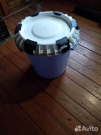 Бочка пластиковая 60 литров