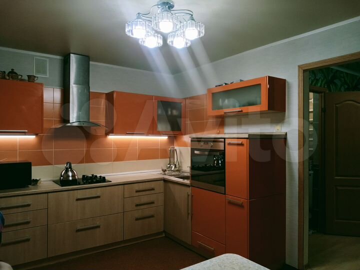 4-к. квартира, 107,2 м², 1/10 эт.