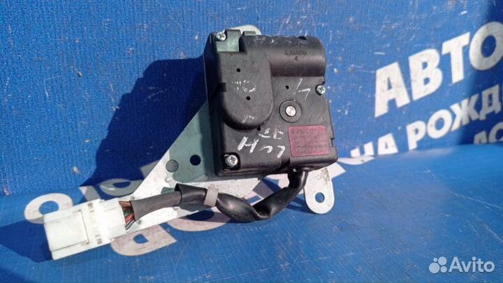 Моторчик заслонок отопителя Hyundai Sonata 4 седан