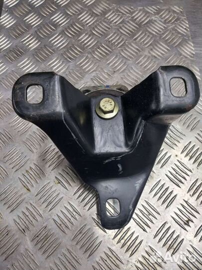 Подушка двигателя Ford Mondeo 3 1S716F012GB