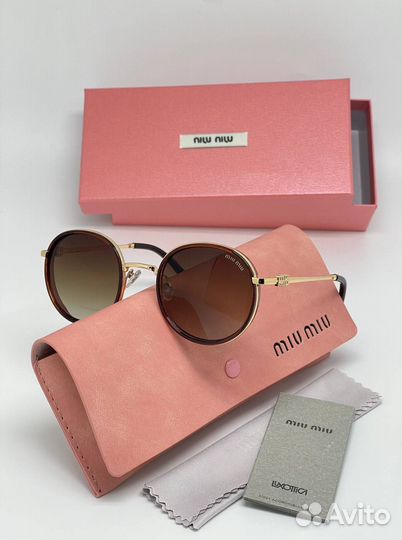 Солнцезащитные очки miu miu