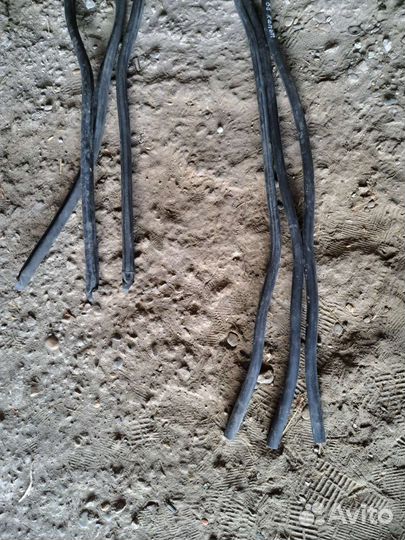 Уплотнитель капота BMW E65 E66