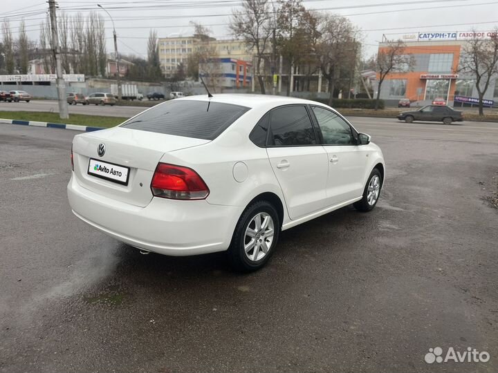 Volkswagen Polo 1.6 МТ, 2013, 275 000 км