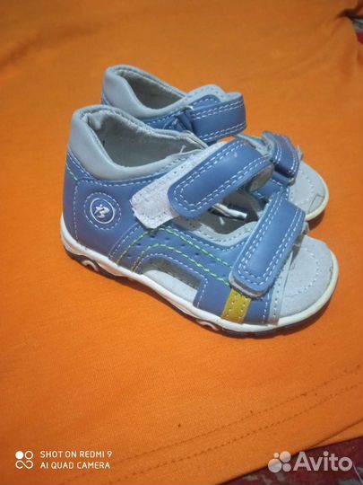 Продам сандали