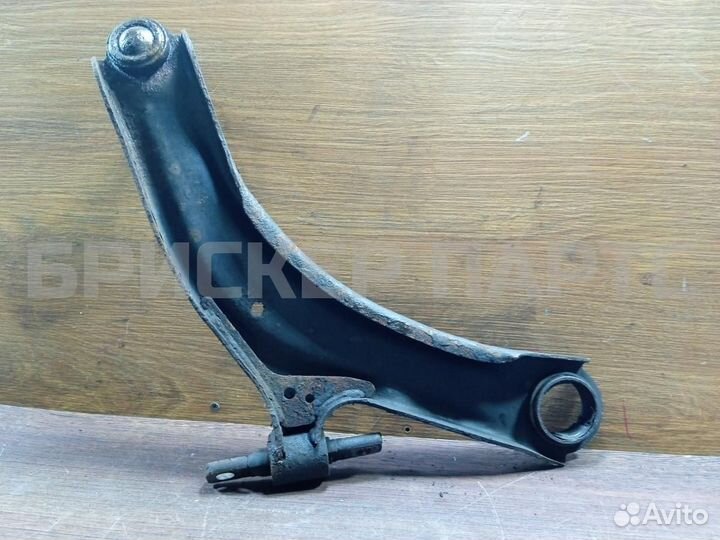 Рычаг передний левый Рено Колеос (HY)