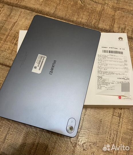 Продаю планшет huawei