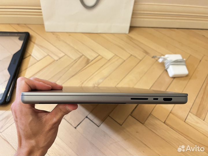 MacBook Pro 16 M1 Pro 32Gb 1Tb 149 циклов