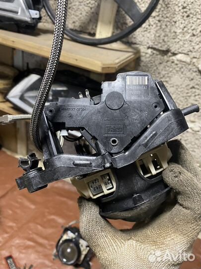 Биксеноновые линзы оригинальные passat в7