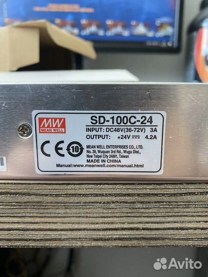 Блок питания Mean Well SD-100C-24
